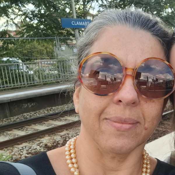 Tradutor Juramentado RJ Anapaula Vaz Corrêa Maia